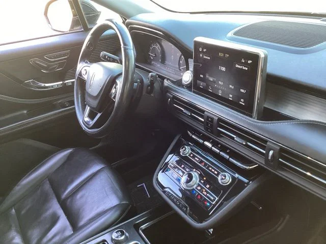Used 2022 Blue Lincoln Standard image 21
