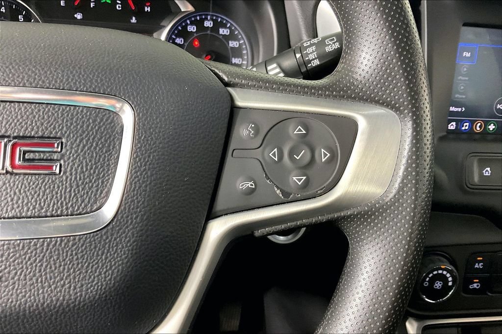 2024 GMC Terrain SLE - Photo 7