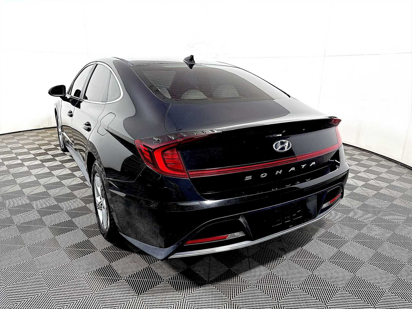 2020 Hyundai Sonata SE - Photo 5
