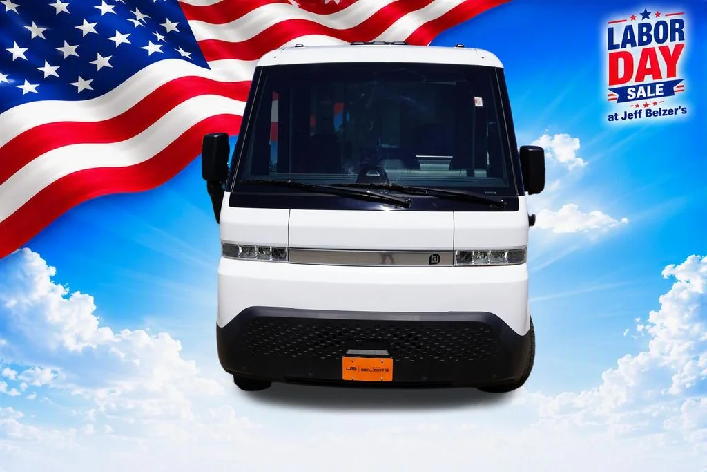 2024 Chevrolet BrightDrop Zevo 400 - Photo 14