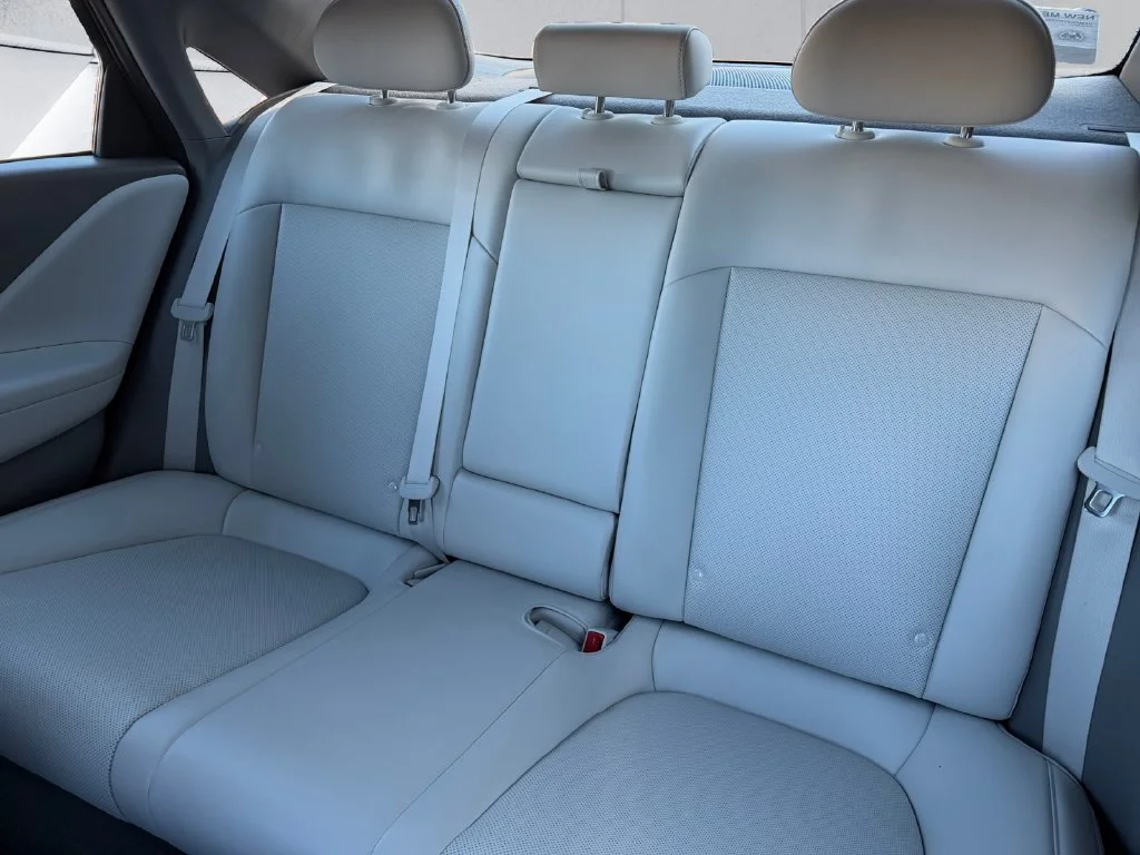 Used 2023 Blue Hyundai Limited image 18