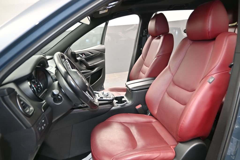 Used 2023 Gray Mazda Carbon Edition image 20