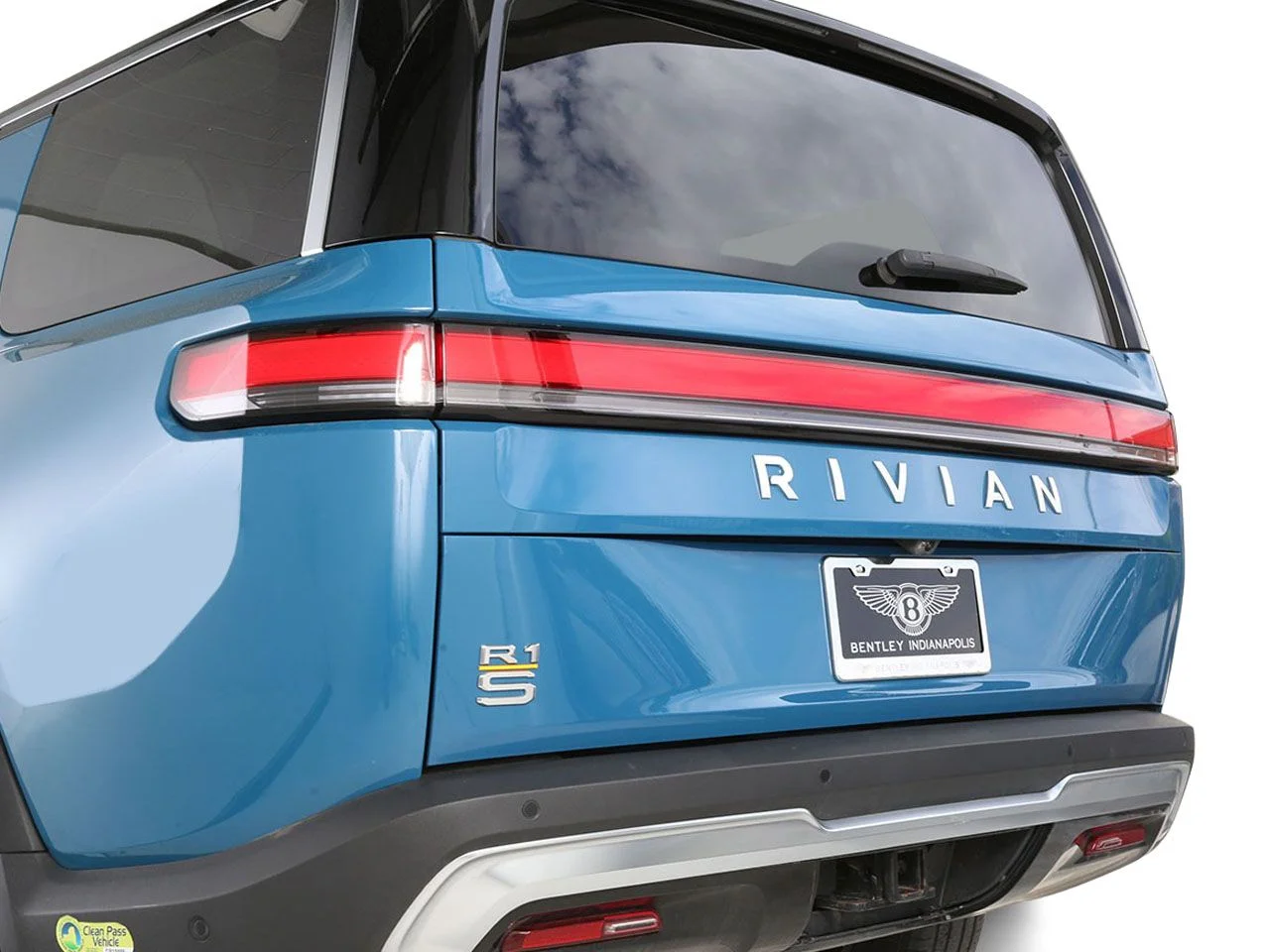 Used 2024 Blue Rivian Adventure image 8