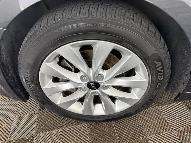 Used 2017 Gray Kia LX image 32