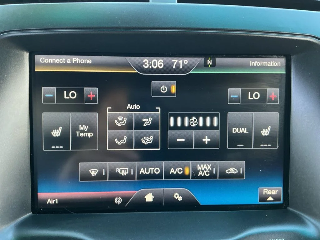 Used 2015 Red Ford XLT image 20