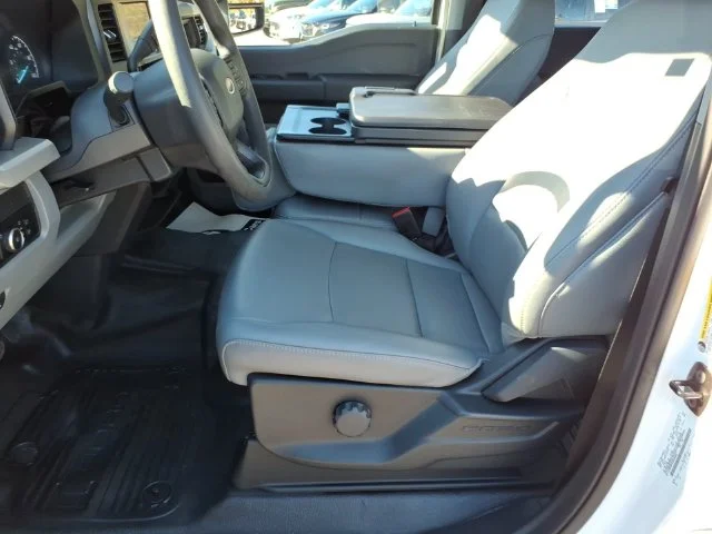 Used 2025 White Ford XL image 14