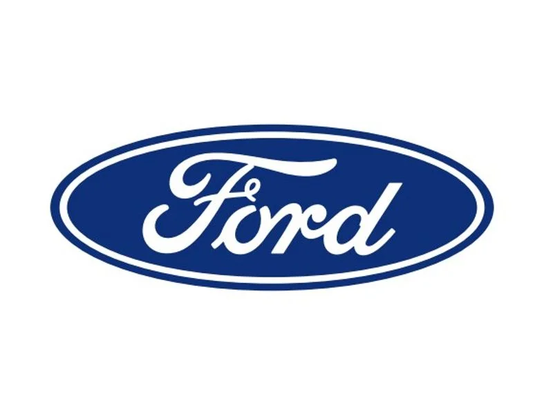 Used 2024 Forged Green Metallic Ford XLT image 27
