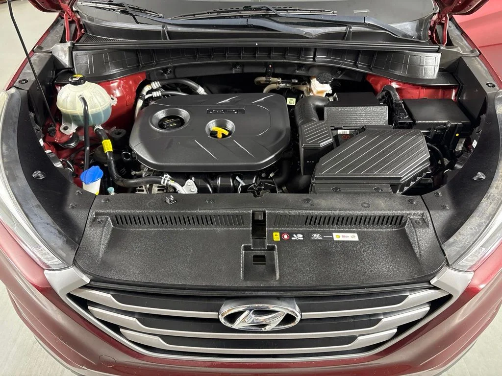Used 2018 Red Hyundai SEL Plus image 41