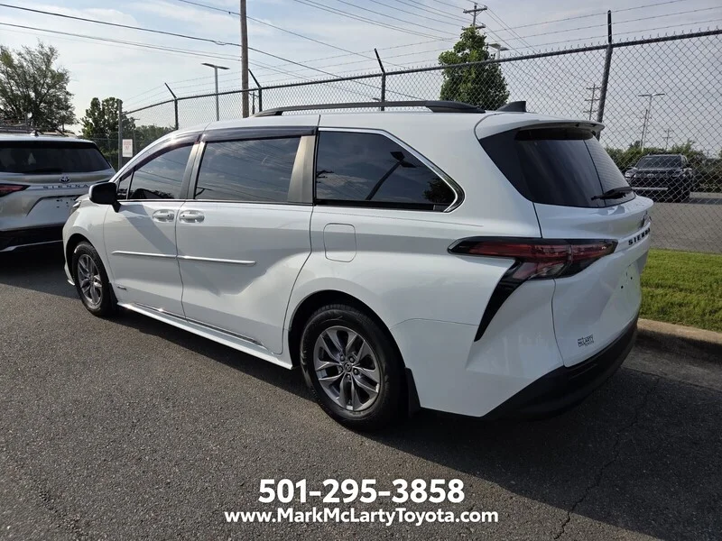 Used 2021 Super White TOYOTA LE image 7