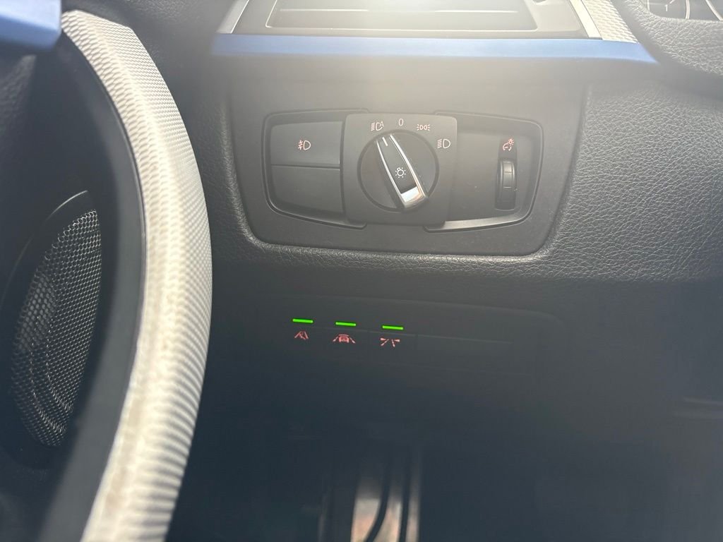 Used 2018 Gray BMW 340i xDrive image 26