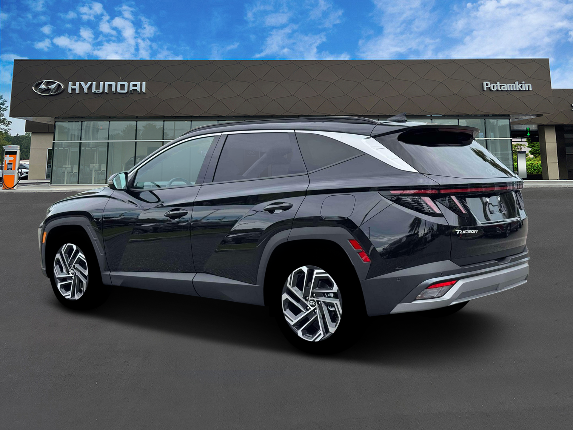 New 2026 PHANTOM BLACK Hyundai Limited image 4