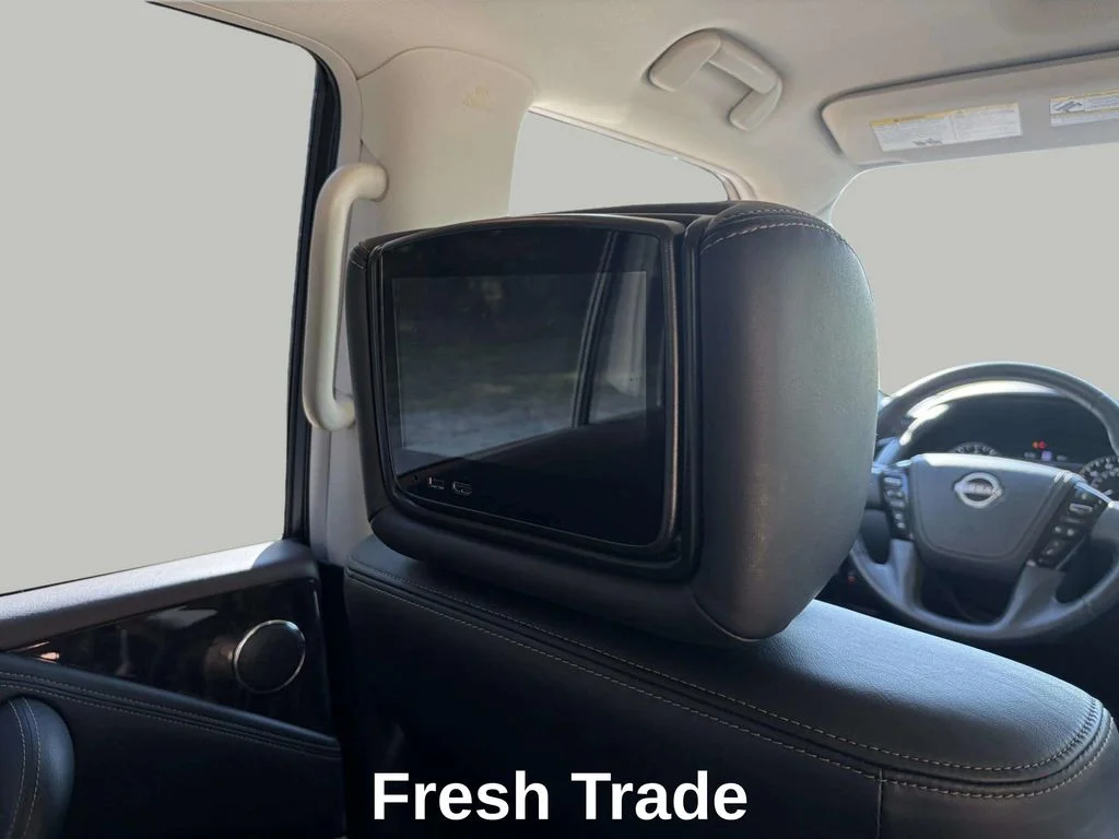 Used 2023 Hermosa Blue Pearl Nissan Platinum image 11