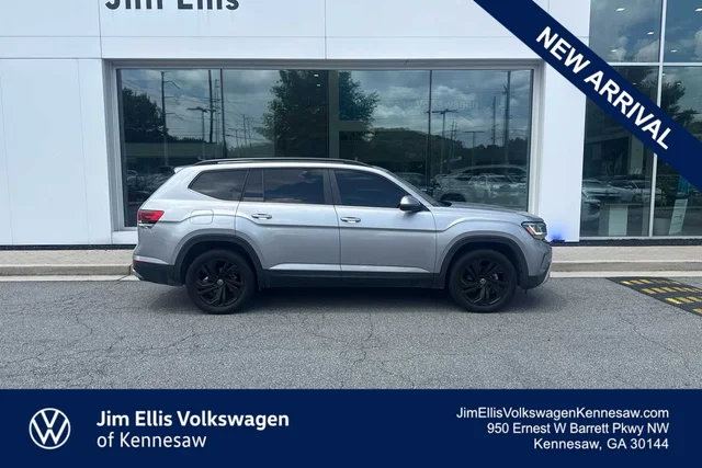 2023 Volkswagen Atlas 3.6L V6 SE w/Technology