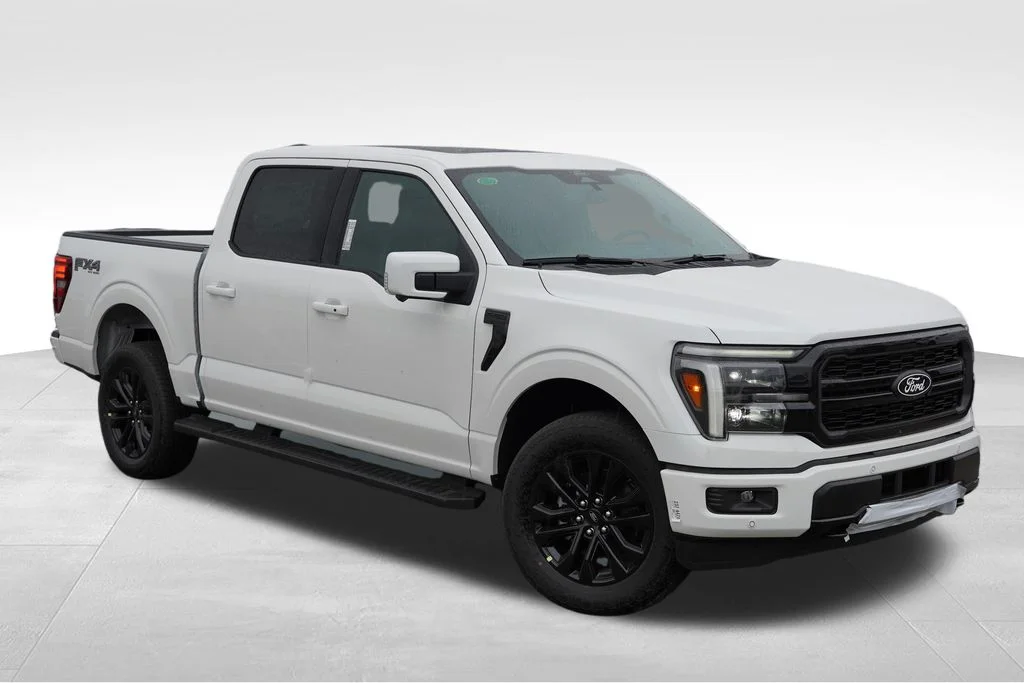 New 2026 Star White Metallic Tri-Coat Ford Lariat image 1