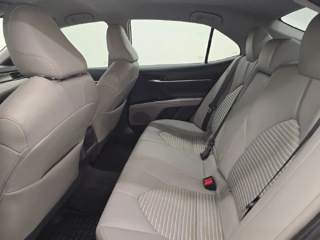 Used 2020 Predawn Gray Mica Toyota SE image 14