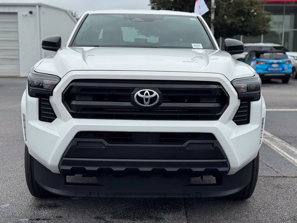 Used 2025 White Toyota SR image 4