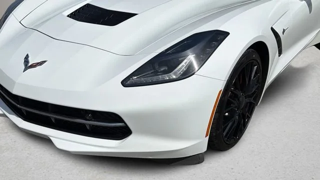 Used 2019 ARCTIC WHITE Chevrolet 2LT image 38