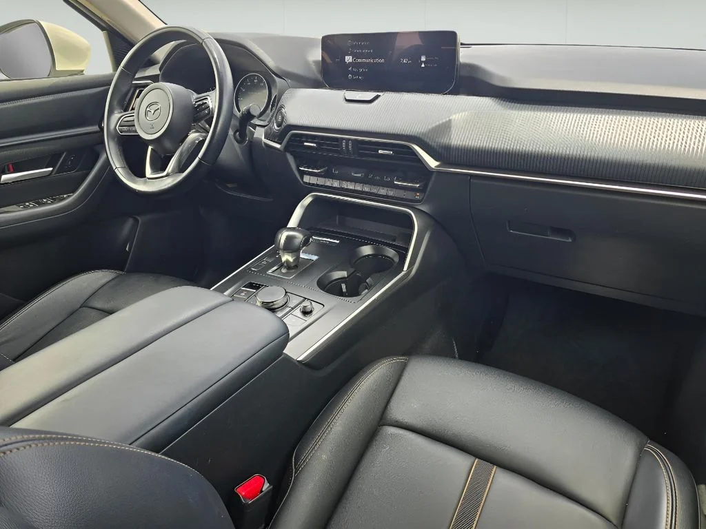 Used 2024 Rhodium White Premium Mazda 3.3 Turbo Select image 12