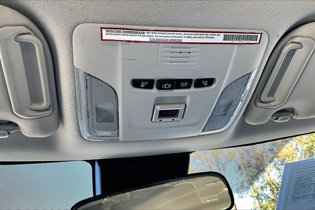 Used 2020 White Toyota LE image 19