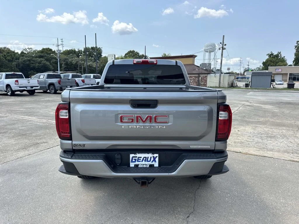 Used 2024 Silver GMC Elevation image 15