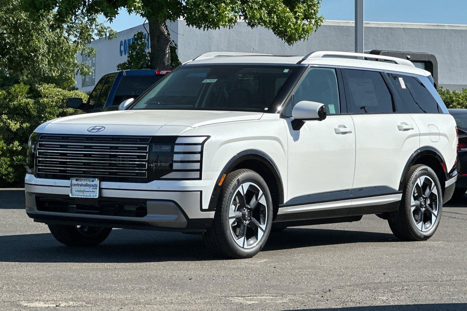 New 2026 Creamy White Pearl Hyundai Limited image 37