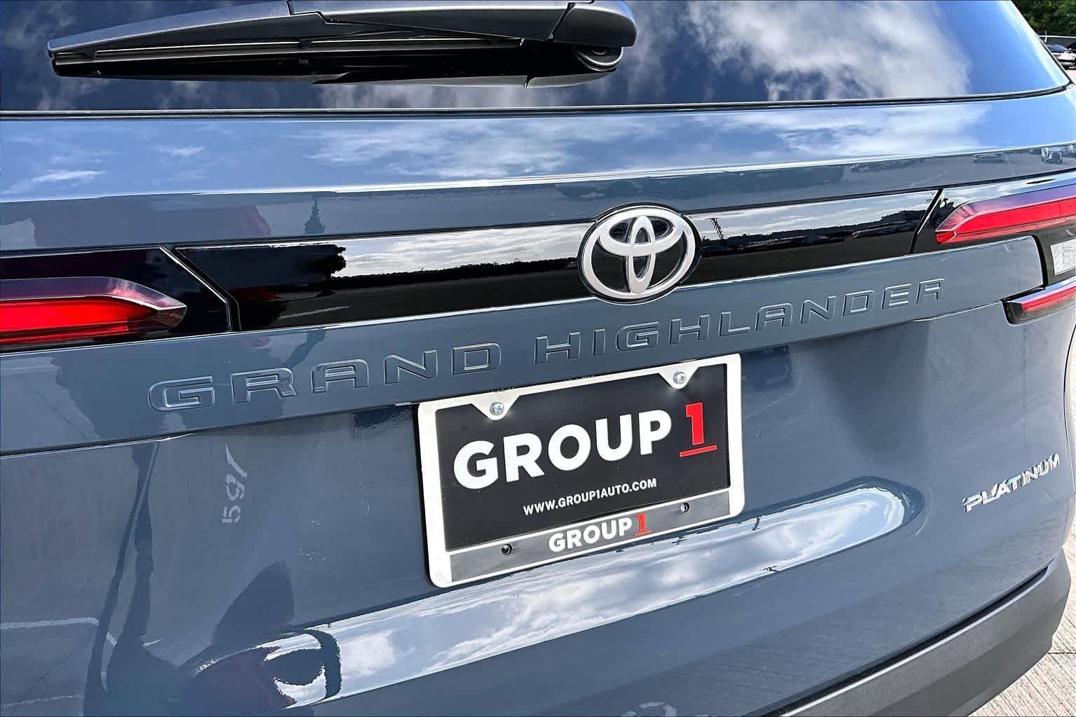 Used 2025 Storm Cloud Toyota Platinum image 10