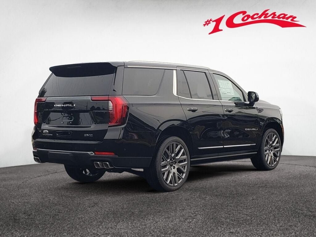 2026 GMC Yukon Denali Ultimate - Photo 8