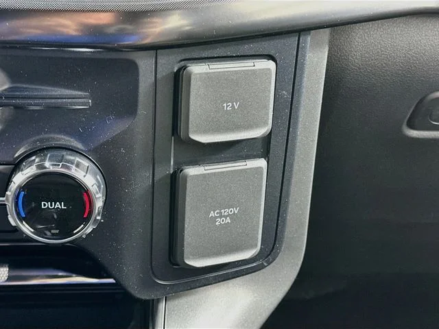 New 2026 White Ford Tremor image 22