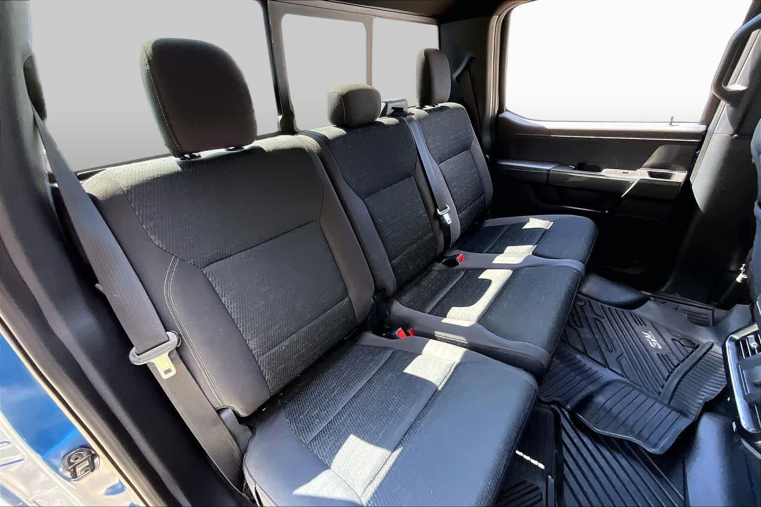 Used 2022 Atlas Blue Metallic Ford XLT image 18