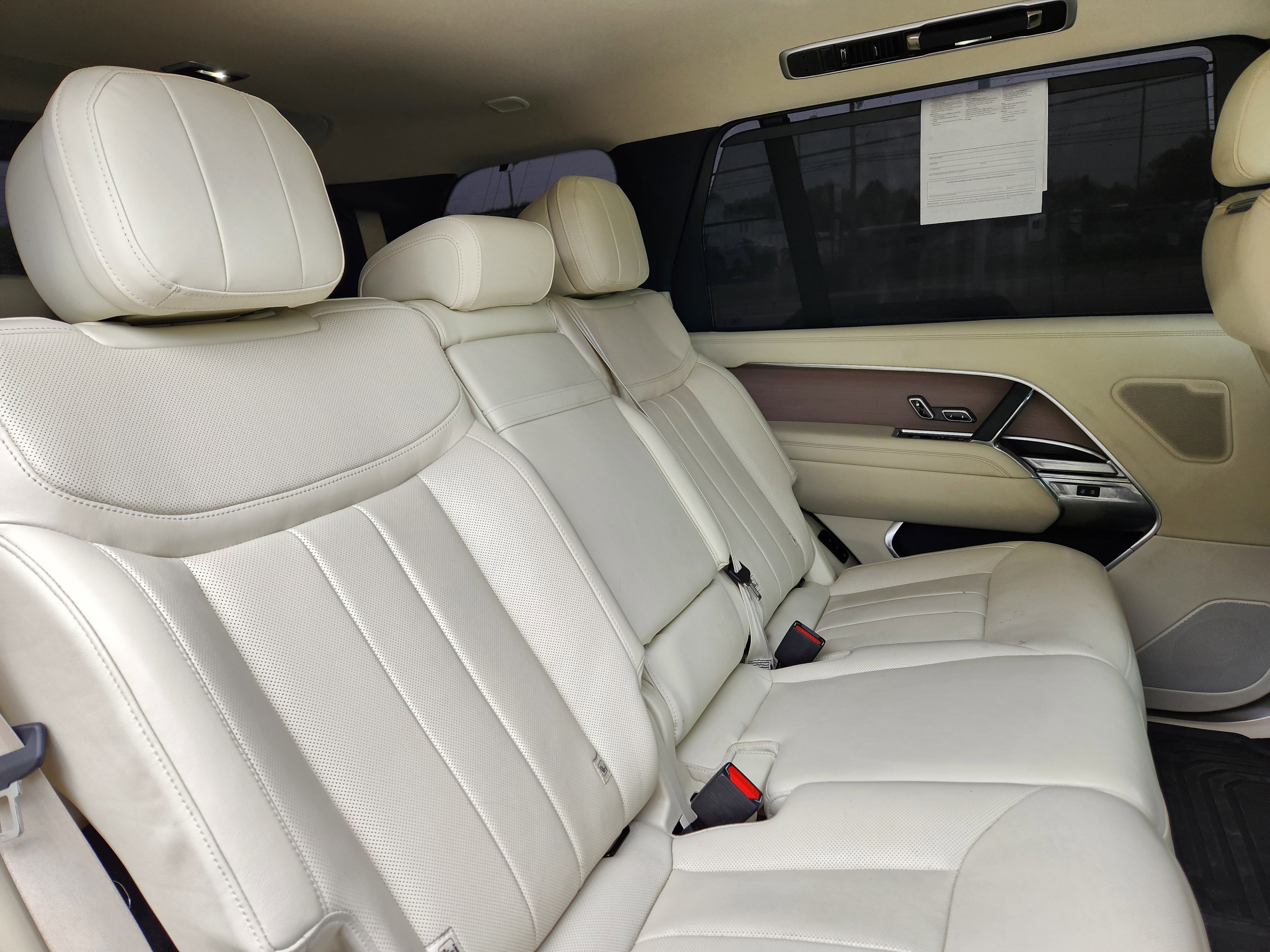 Certified Used 2023 Fuji White Land Rover SE image 15