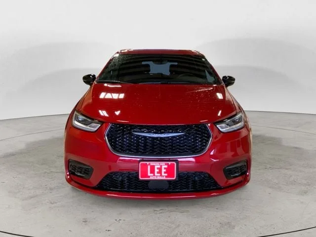New 2026 Red Hot Pearlcoat Chrysler SELECT AWD image 9