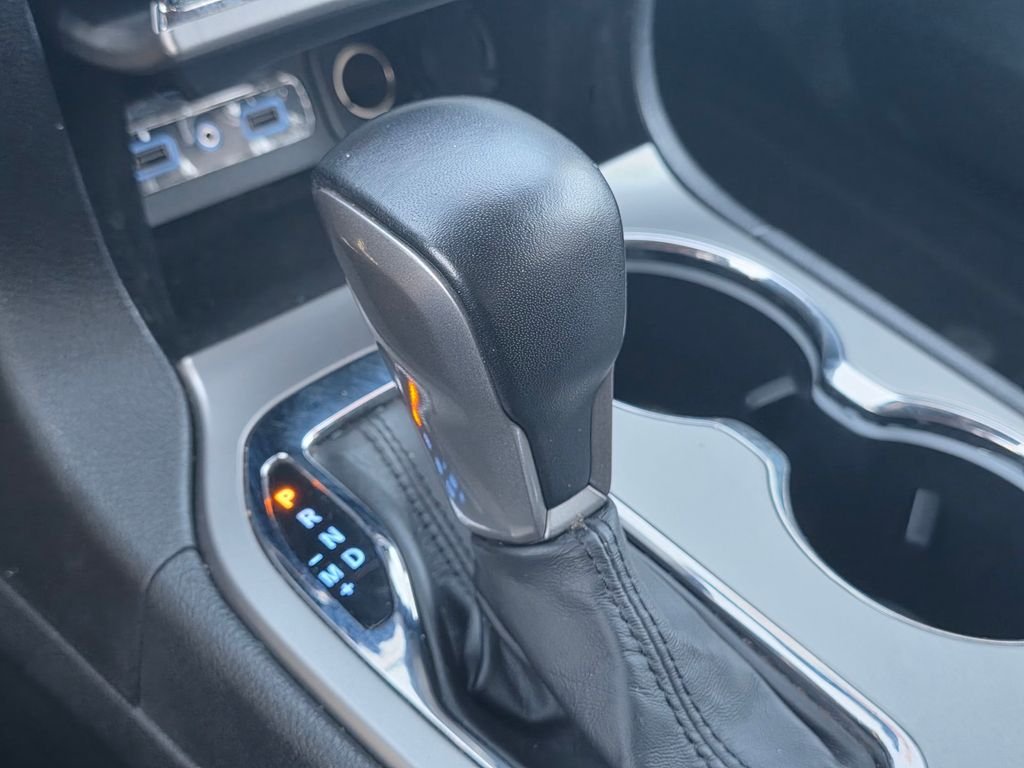 Certified Used 2020 Black Jeep Altitude image 29
