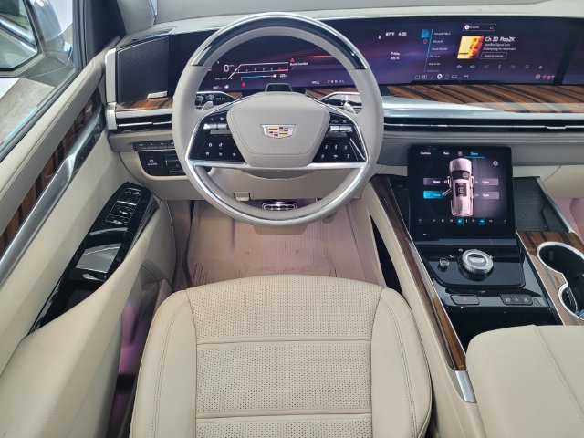 2026 Cadillac Escalade Platinum Sport - Photo 16