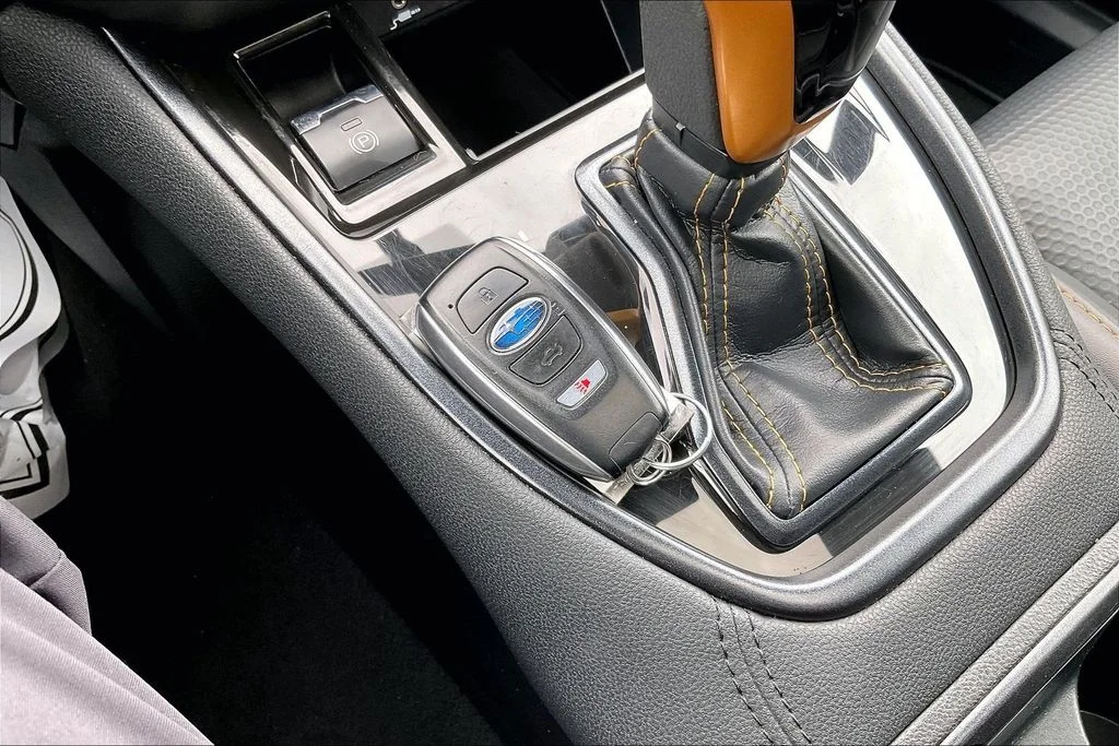 Used 2022 Silver Subaru Wilderness image 14