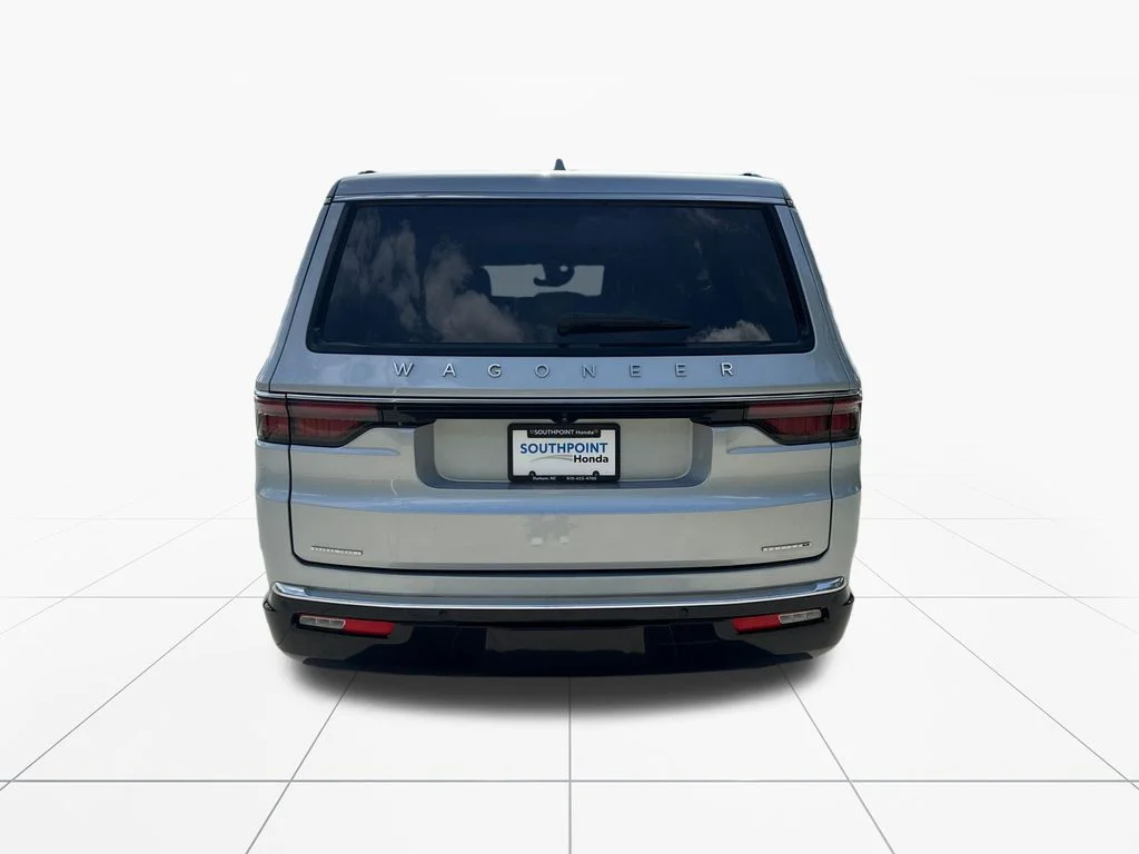 Used 2022 Silver Jeep Series II image 7