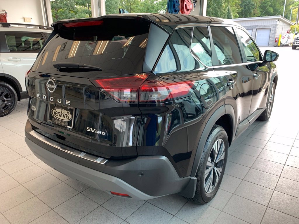Used 2023 Black Nissan SV image 16