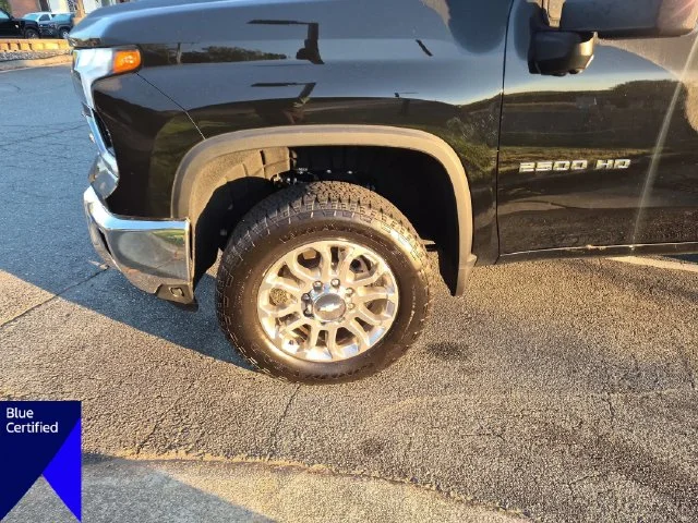 Used 2025 Black Chevrolet LTZ image 10