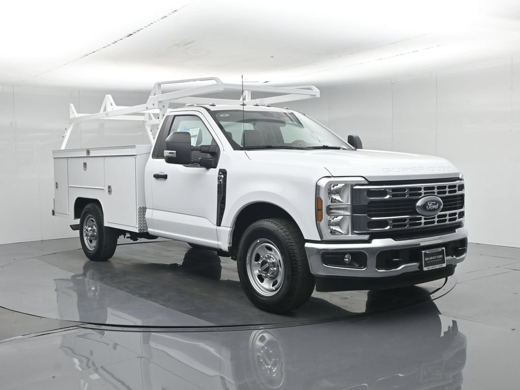 2026 Ford F-350 Super Duty Chassis Cab XL - Photo 58