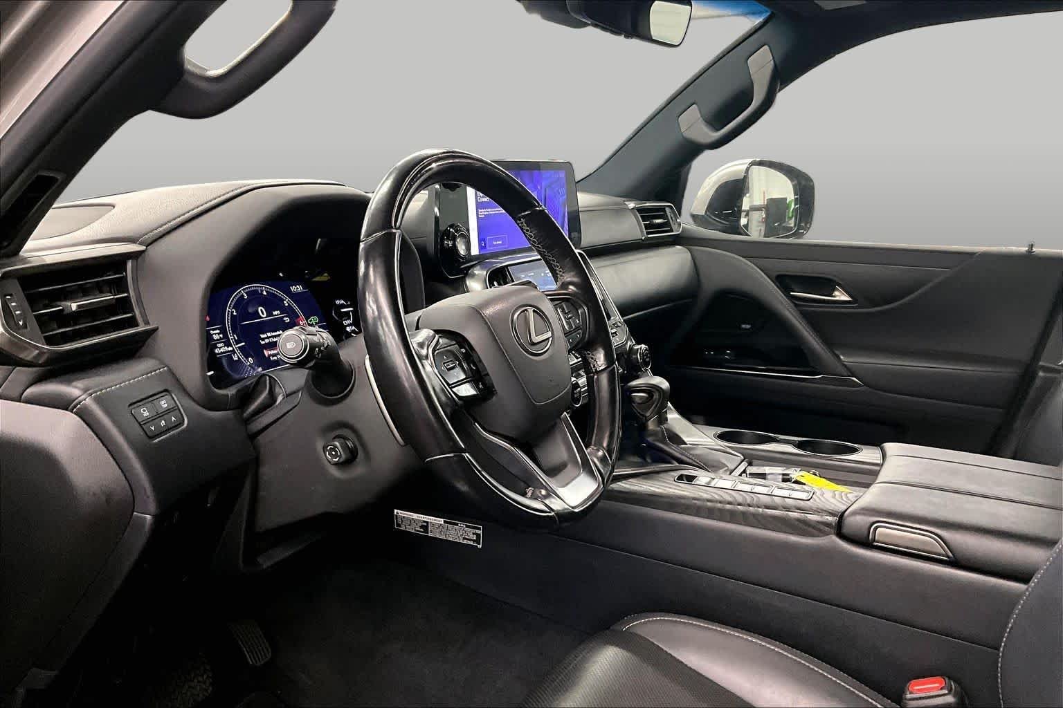 Used 2022 Atomic Silver Lexus Luxury image 16