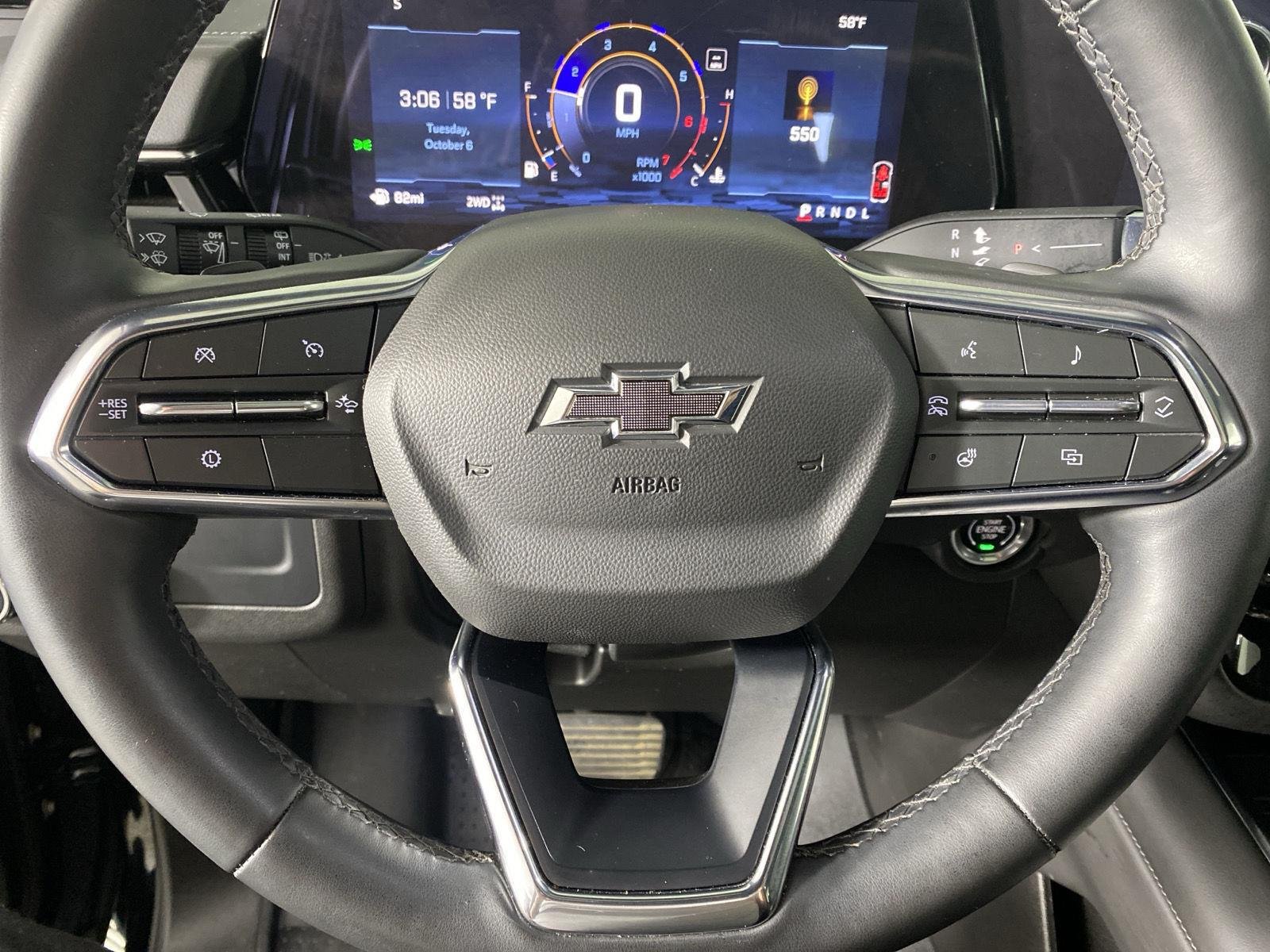 Used 2025 Black Chevrolet Z71 image 14