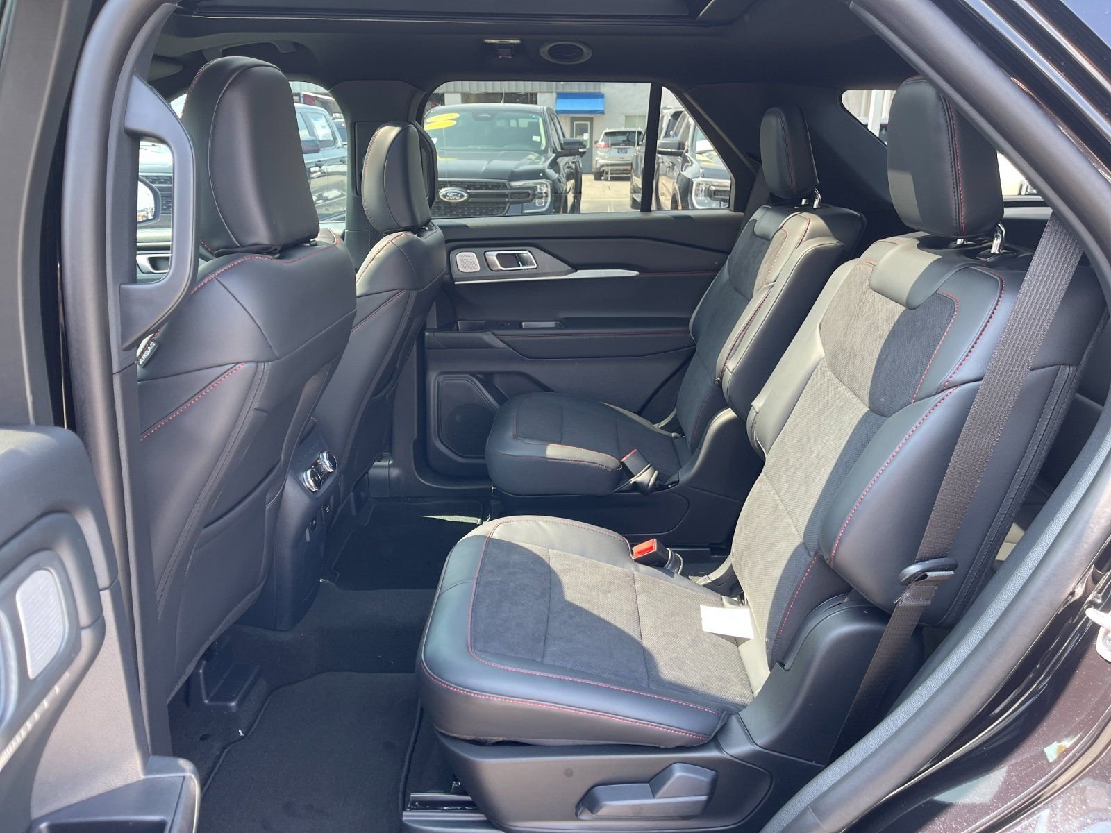 New 2026 Agate Black Metallic Ford ST image 13