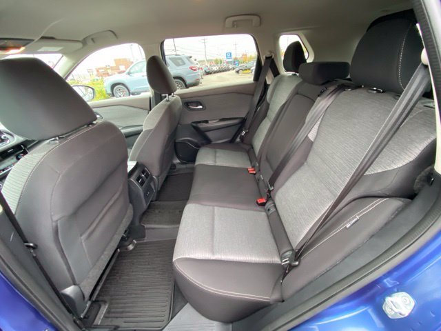 Used 2021 Caspian Blue Metallic Nissan SV image 36