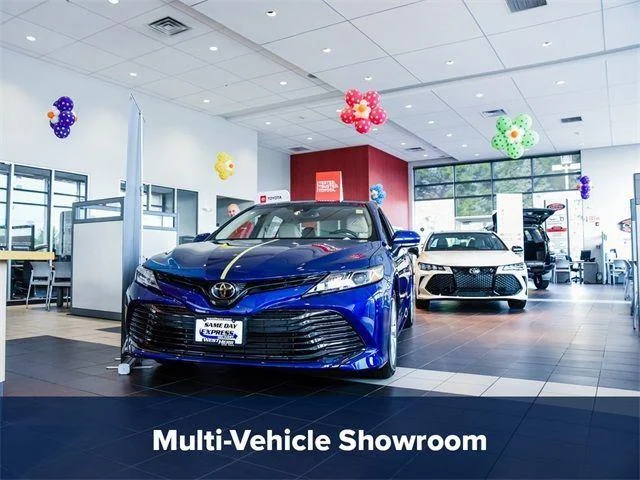 Used 2026 Red Hyundai SEL image 29