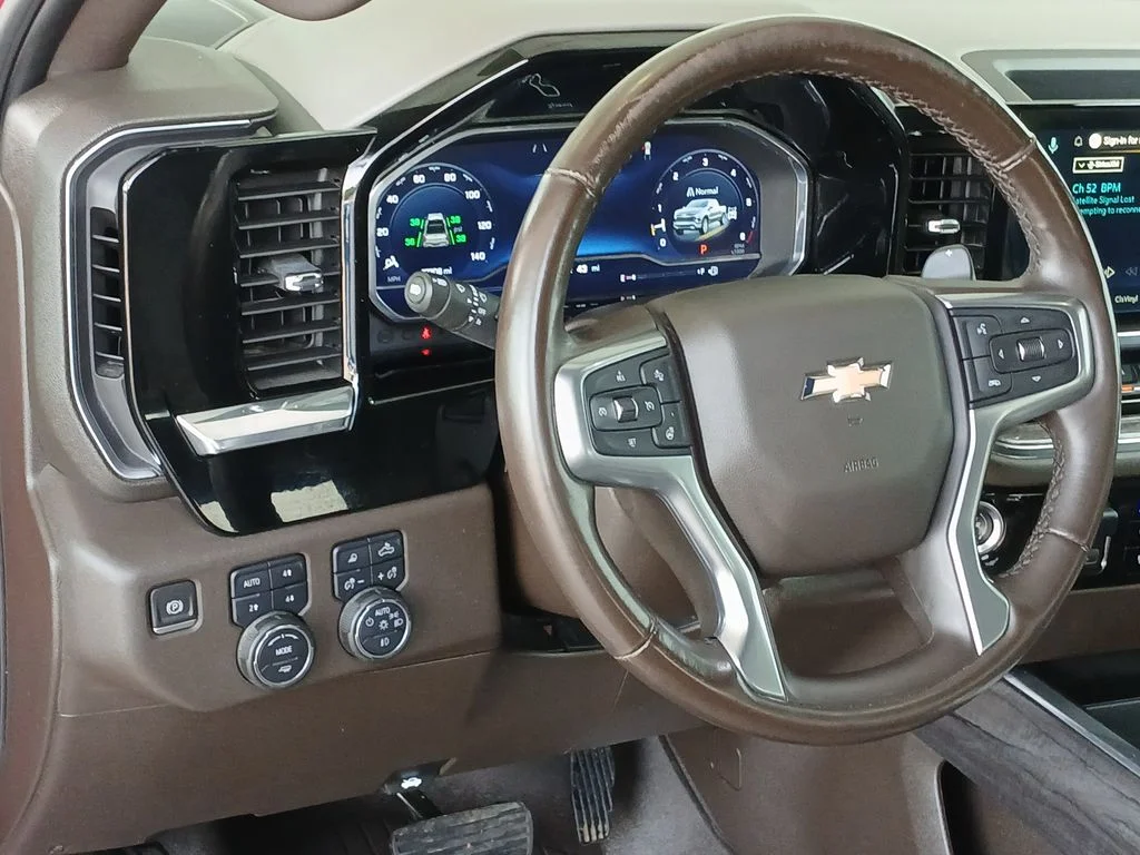 2023 Chevrolet Silverado 1500 LTZ - Photo 18