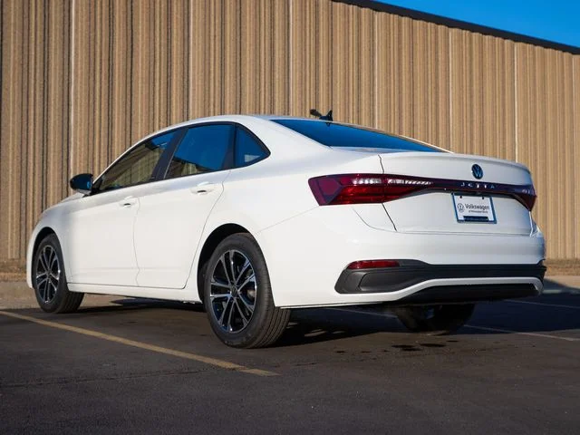 New 2026 White Volkswagen 1.5T Sport image 6