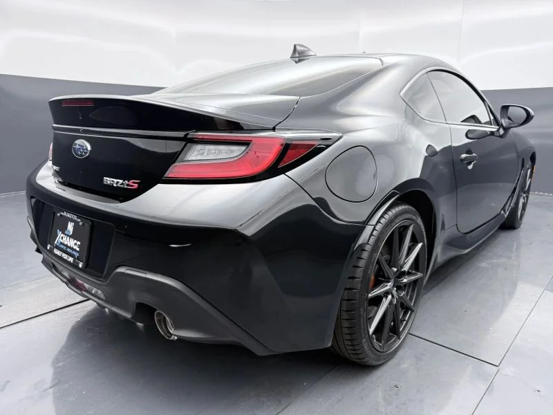 2025 Subaru BRZ tS - Photo 7