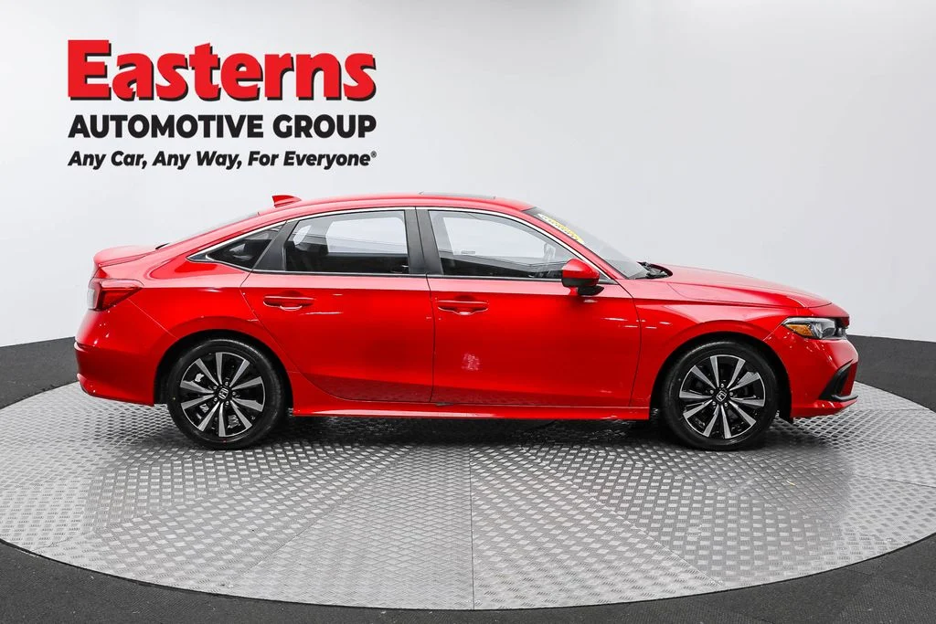 Used 2022 Red Honda EX image 4