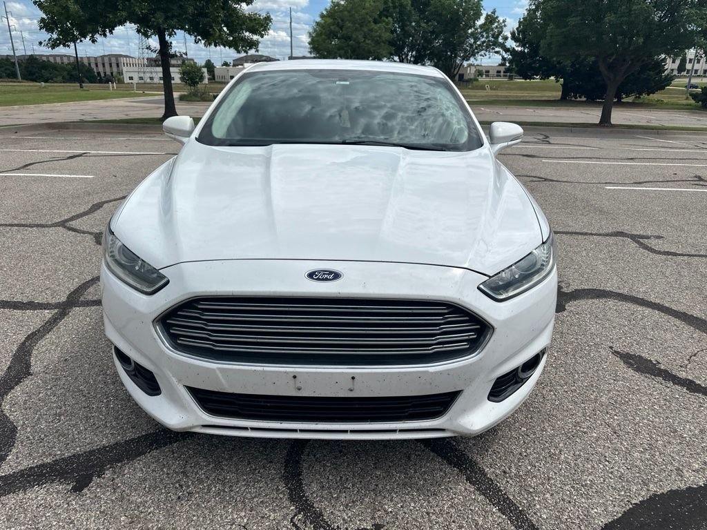 Used 2016 White Ford Titanium image 2