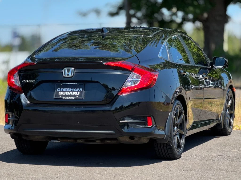 Used 2016 Black Honda EX-T image 7