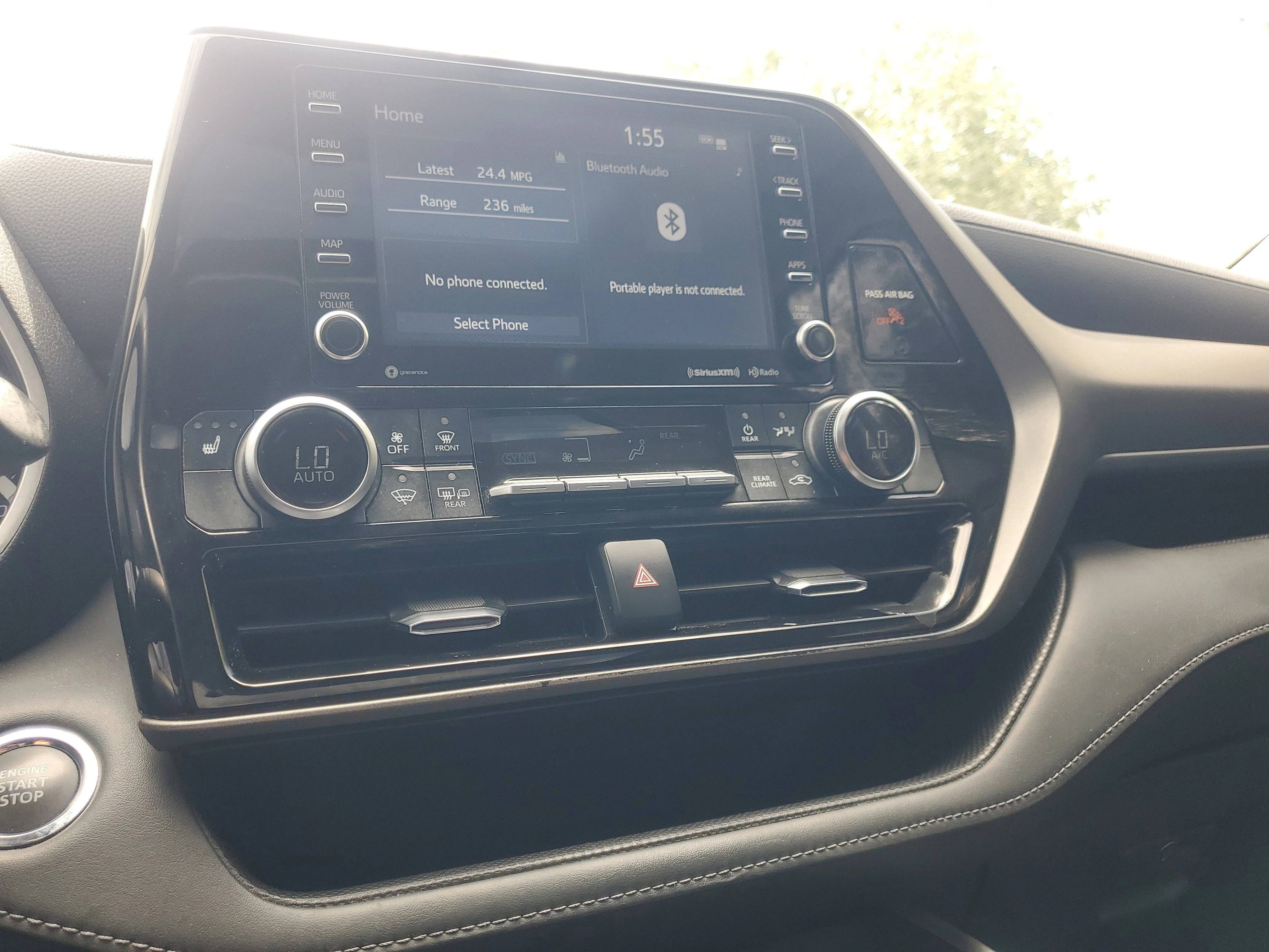 Used 2022 Midnight Black Metallic Toyota XLE image 27